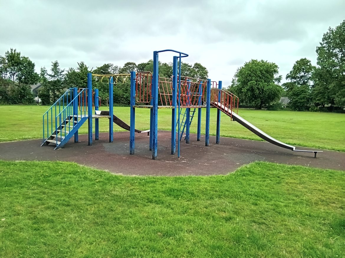 play frame in park